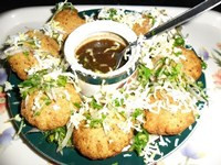 Aziz bai Chotpoti & Fuska