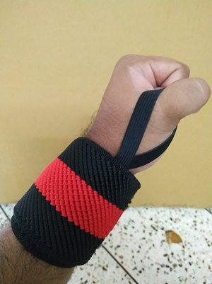 Wrist brace