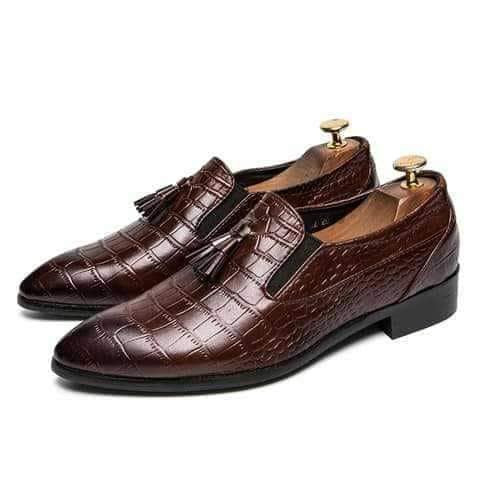 Novelston Shoes Serial no 4260
