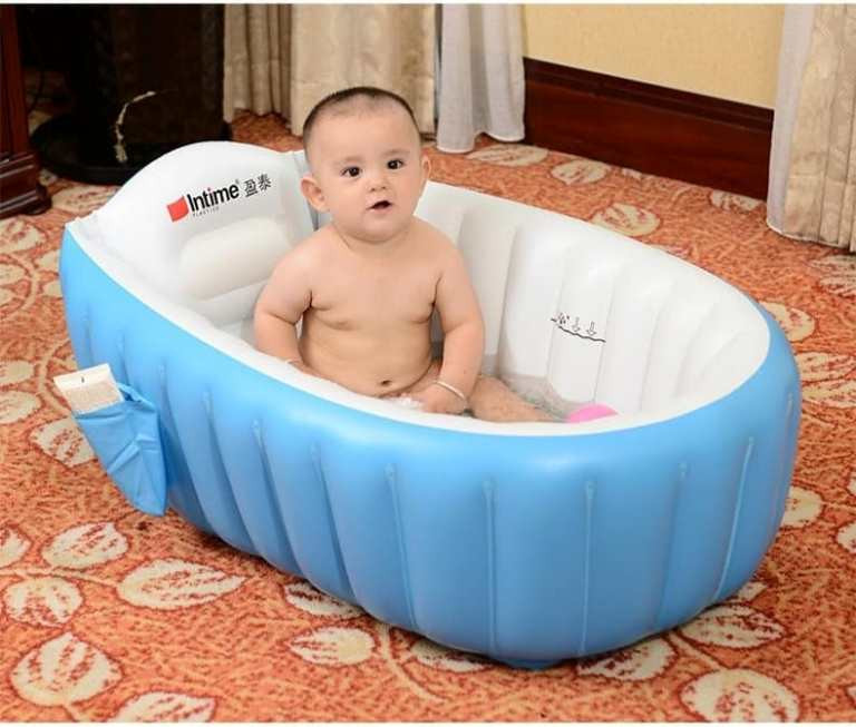 Baby Bathtub + Pumping Machine +10 pics Ball Size 98cm X 65cm X 25cm Age Under 3 Years Old